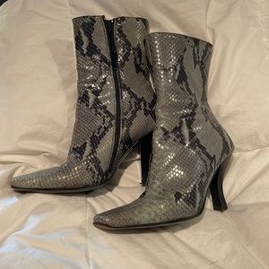 Charles David Smokey blue Snakeskin short boots size 6